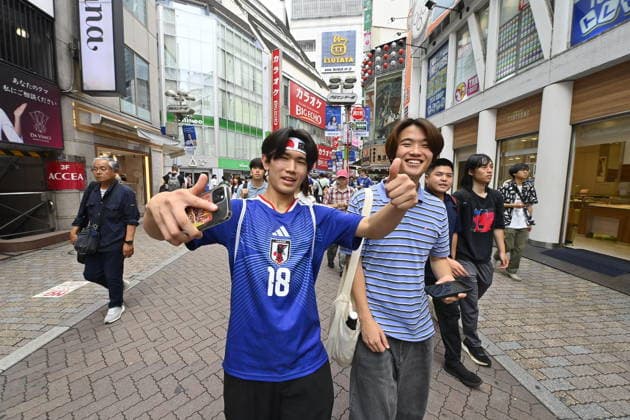 Fans gather at Shibuya to watch Japan and Tunisia World Cup match TOKYO, JAPAN - JUNE 21: Football fans gather in bars, restaurants and public areas of Tokyo’s Shibuya district to watch the FIFA World Cup, WM, Weltmeisterschaft, Fussball 2026 Group F match between Japan and Tunisia being played in Monterrey, Mexico on June 21, 2026. The match is considered crucial for both teams’ hopes of advancing to the knockout stage of the tournament. David Mareuil Anadolu Tokyo Japan. Editorial use only. Please get in touch for any other usage.  Copyright: x2026xAnadoluxDavidxMareuilx