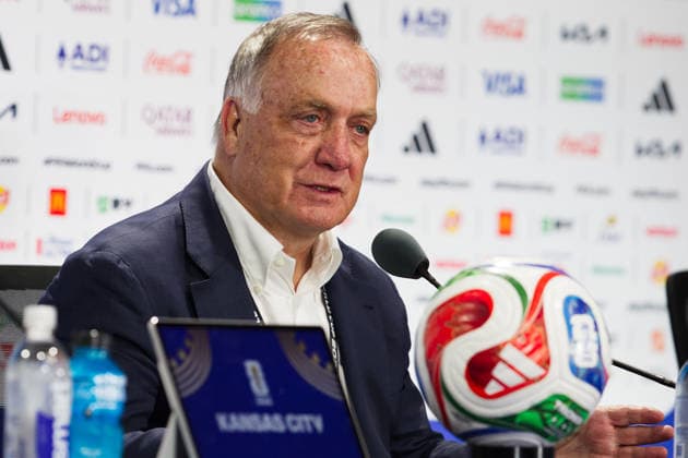 June 20, 2026, Kansas City, Missouri, USA: Manager Dick Advocaat of the Curacao National Football Team gives a post-game press conference, PK, Pressekonferenz following the FIFA World Cup, WM, Weltmeisterschaft, Fussball 2026 Group E Match against Ecuador held at Kansas City Stadium in Kansas City, Missouri on June 20, 2026. Kansas City USA - ZUMAh139 20260620_zap_h139_004 Copyright: xSerenaxS.Y.xHsux