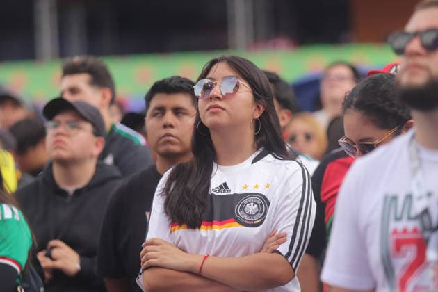 Fans Watching The Match Betwen Germany v Ivory Coat At FIFA Fan Fest Fans of the Germany national team, Nationalteam watching the match of FIFA World Cup, WM, Weltmeisterschaft, Fussball Group E between Ivory Coast and Germany on a giant screen at Mexico FIFA Fan Festival. on June 20, 2026 in Mexico City, Mexico. Mexico City CDMX Mexico Copyright: xCarlosxSantiagox