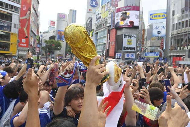 Japan-Tunisia World Cup match draws fans to Tokyo s Shibuya District TOKYO, JAPAN - JUNE 21: Football fans celebrate the victory of Japan team over Tunisia in public areas of Tokyo s Shibuya district, Japan on June 21, 2026, after the FIFA World Cup, WM, Weltmeisterschaft, Fussball 2026 Group F match between Japan and Tunisia being played in Monterrey, Mexico. The match is considered crucial for both teams hopes of advancing to the knockout stage of the tournament. David Mareuil Anadolu Tokyo Japan. Editorial use only. Please get in touch for any other usage.  Copyright: x2026xAnadoluxDavidxMareuilx