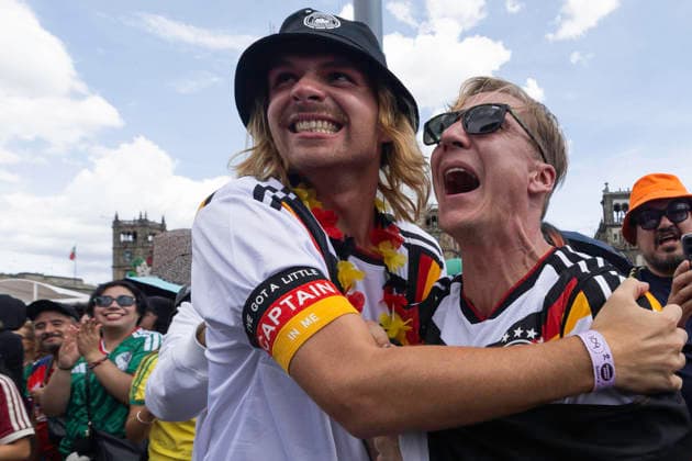 Germany Vs Ivory Coast Fan Fest At The Zocalo In Mexico City Supporters and fans of various nationalities watch the 2026 FIFA World Cup, WM, Weltmeisterschaft, Fussball match between Germany and Ivory Coast at the Fan Fest set up in the Zocalo in Mexico City, Mexico, on June 20, 2026. Attendees celebrate Germany s 2-1 victory in the Group E match while participating in activities organized for fans throughout the tournament. Mexico City Mexico  Copyright: xCristianxLeyvax originalFilename:leyva-notitle260620_npZ0p.jpg