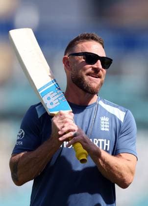England head coach Brendon McCullum England v New Zealand, Second Test, Day Five, Rothesay Test Match Series, Cricket, The Kia Oval, London, UK - 21 Jun 2026London Kia Oval United Kingdom EDITORIAL USE ONLY No use with unauthorised audio, video, data, fixture lists, club league logos or live services. Online in-match use limited to 120 images, no video emulation. No use in betting, games or single club league player publications.  Copyright: xKieranxMcManus Shutterstockx 16928973c