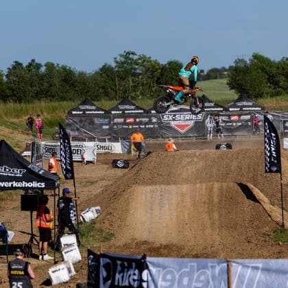 20.06.2026, GER, Motorsport Motocross Supercross, Maenner Frauen Junioren, Saison 2026, SX Series - Amateur Supercross, 1. Meisterschaftslauf Gräfentonna Luca Harms 99958 Gemeinde Tonna OT Gräfent MX SX Motocrossstrecke Trai Thüringen Deutschland *** June 20, 2026, GER, Motorsports