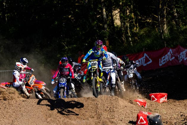 20.06.2026, GER, Motorsport Motocross Supercross, Maenner Frauen Junioren, Saison 2026, SX Series - Amateur Supercross, 1. Meisterschaftslauf Gräfentonna Start zum Finallauf der SX Pro, in Führung Elias Stapel 99958 Gemeinde Tonna OT Gräfent MX SX Motocrossstrecke Trai Thüringen Deutschland *** June 20, 2026, GER, Motorsports