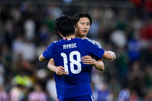 Fußball, FIFA WM 2026, Tunesien - Japan #7 June 29, 2026, Monterrey, Nuevo Leon, Mexico: Ayase Ueda of Japan (L) celebrates his second goal with teammate Hiroki Ito (R) during the FIFA World Cup, WM, Weltmeisterschaft, Fussball 2026 match between Tunisia and Japan. Tunisia hosted Japan at Monterrey Stadium on June 20, 2026 in Monterrey, Mexico Monterrey Mexico - ZUMAf196 20260629_zsp_f196_048 Copyright: xMartinxFonsecax