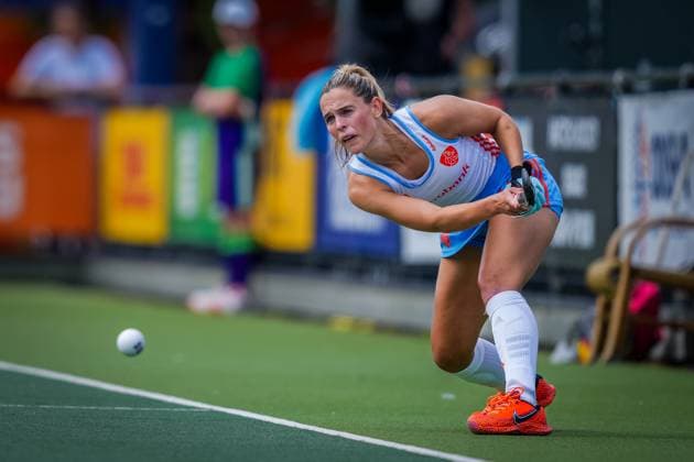 ROTTERDAM, 21-06-2026, HC Rotterdam, FIH Hockey Pro League Women, Season 2025-2026. Match between Netherlands and Spain (2nd match) , Picture shows Netherlands player Pien Sanders (C) Netherlands - Spain (2nd match)  x204525507x Copyright: