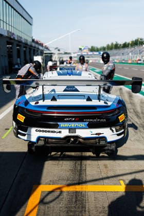 ADAC GT Masters, 5. + 6. Rennen DEKRA Lausitzring 2026 14 Porsche 911 GT3 R (992), razoon - more than racing: Pavel Lefterov, Mark Kastelic - picture by Gruppe C Photography Schipkau DEKRA Lausitzring Brandenburg Germany Copyright: xGruppexCxPhotographyx