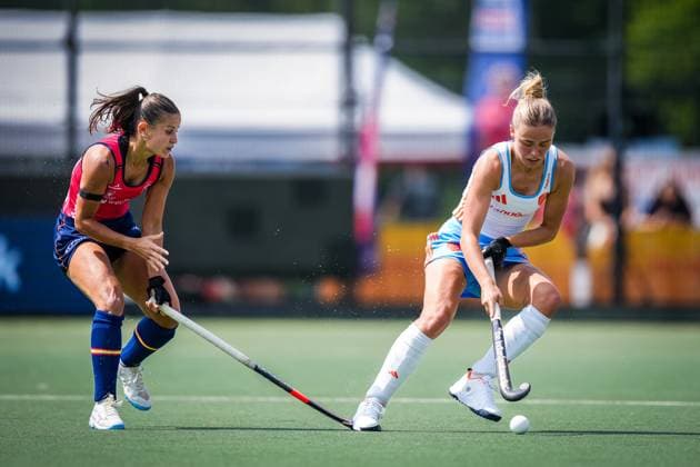ROTTERDAM, 21-06-2026, HC Rotterdam, FIH Hockey Pro League Women, Season 2025-2026. Match between Netherlands and Spain (2nd match) , Picture shows Netherlands player Danique van der Veerdonk Netherlands - Spain (2nd match)  x204525517x Copyright: