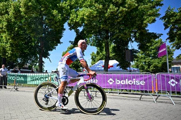 Baloise Belgium Tour 2026 Stage 5 HOEILAART, BELGIUM - JUNE 21 : Kubis Lukas (SVK) of Unibet Rose Rockets before the start of the race during stage 5 of the 95th edition of Baloise Tour of Belgium an UCI ProSeries 2.Pro cycling road race stage for Men Elite of 183.6 km with start in Gingelom and finish in Hoeilaart on June 21, 2026 in Hoeilaart, Belgium, 21 06 2026 ( Motordriver Stephan Boone - Hoeilaart Belgium  Copyright: xTomasxSiskx