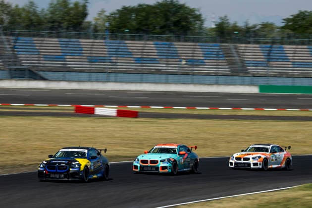 BMW M2 Cup, 1. + 2. Rennen DEKRA Lausitzring 2026 21 BMW M2 Racing, FK Performance Motorsport: Tatu Siipola, 3 BMW M2 Racing, Hofor Racing by Bonk Motorsport: Niklas Hirsch, 77 BMW M2 Racing, ME Motorsport: Moritz Groneck - picture by Gruppe C Photography Schipkau DEKRA Lausitzring Germany Copyright: xGruppexCxPhotographyx