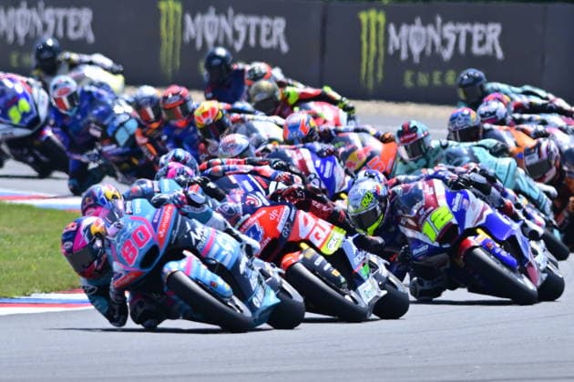 Czech Republic motorcycle Grand Prix, MotoGP World Championship, WM, Weltmeisterschaft Moto2 category, in Brno, Czech Republic, on June 21, 2026. David Alonso of Columbia, left, CFMOTO Inde Aspar Team. (CTKxPhoto VaclavxSalek) CTKPhotoP2026062103037  CTKPhotoP2026062103037
