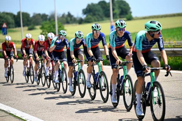 Baloise Belgium Tour 2026 Stage 5 HOEILAART, BELGIUM - JUNE 21 : Team Decathlon CMA CGM in action during stage 5 of the 95th edition of Baloise Tour of Belgium an UCI ProSeries 2.Pro cycling road race stage for Men Elite of 183.6 km with start in Gingelom and finish in Hoeilaart on June 21, 2026 in Hoeilaart, Belgium, 21 06 2026 ( Motordriver Stephan Boone - Hoeilaart Belgium  Copyright: xTomasxSiskx