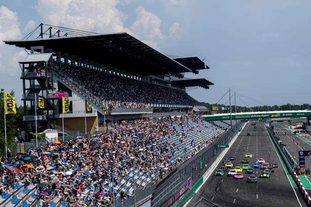 DTM, 5. + 6. Rennen DEKRA Lausitzring 2026 14 Ferrari 296 GT3 EVO, EMIL FREY RACING: Matteo Cairoli, 36 Ford Mustang GT3, HRT Ford Racing: Arjun Maini- picture by Gruppe C Photography Schipkau DEKRA Lausitzring Brandenburg Germany Copyright: xGruppexCxPhotographyx