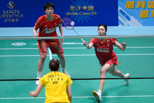 (260621) -- MACAO, June 21, 2026 -- Bao Lijing (R) Cao Zihan of China compete during the women s doubles final against Chen Fanshutian Liu Jiayue of China at Macao Open badminton tournament 2026 in Macao, south China, June 21, 2026. Cheong Kam Ka) (SP)CHINA-MACAO-BADMINTON-MACAO OPEN 2026-WOMEN S DOUBLES FINAL (CN) ZhangxJinjia 