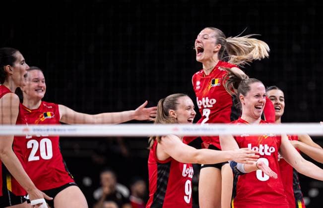 Belgium v France - 2026 FIVB Volleyball Women s Nations League ANKARA, TURKIYE - JUNE 21: Belgium players celebrate after defeating France in the second-week match of the 2026 FIVB Volleyball Women s Nations League at Ankara Sports Hall in Ankara, Turkiye, on June 21, 2026. Betul Abali Anadolu Ankara Turkey. Editorial use only. Please get in touch for any other usage.  Copyright: x2026xAnadoluxBetulxAbalix