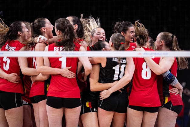Belgium v France - 2026 FIVB Volleyball Women s Nations League ANKARA, TURKIYE - JUNE 21: Belgium players celebrate after defeating France in the second-week match of the 2026 FIVB Volleyball Women s Nations League at Ankara Sports Hall in Ankara, Turkiye, on June 21, 2026. Betül Abali Anadolu Ankara Turkey. Editorial use only. Please get in touch for any other usage.  Copyright: x2026xAnadoluxBetülxAbalÄ±x