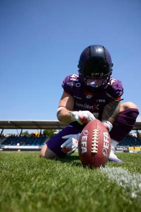 Frankfurt Galaxy - Prag Lions, American Football, European Football Alliance (EFA), Saison 2026, 21.06.2026. 41 Sebastian Gauthier (LB, Frankfurt Galaxy) vor dem Spiel zwischen Frankfurt Galaxy und Prague Lions in der European Football Alliance (EFA) in Frankfurt am Main, Deutschland. Hessen Deutschland *** Frankfurt Galaxy vs. Prague Lions, American Football, European Football Alliance (EFA), 2026 Season, June 21, 2026, 41 Sebastian Gauthier (LB), Frankfurt Galaxy, before the game between the Frankfurt Galaxy and the Prague Lions in the European Football Alliance (EFA) in Frankfurt am Main, Hesse, Germany,detected_source_language PRGatFGY_SCHRICK_DSK_5045