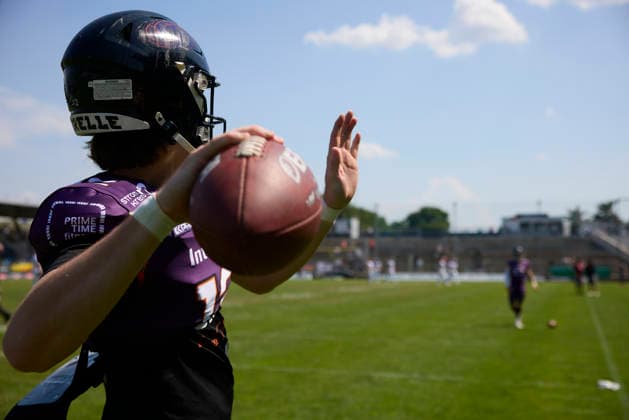 Frankfurt Galaxy - Prag Lions, American Football, European Football Alliance (EFA), Saison 2026, 21.06.2026. 12 Ethan Garbers (QB, Frankfurt Galaxy) vor dem Spiel zwischen Frankfurt Galaxy und Prague Lions in der European Football Alliance (EFA) in Frankfurt am Main, Deutschland. Hessen Deutschland *** Frankfurt Galaxy vs. Prague Lions, American Football, European Football Alliance (EFA), 2026 Season, June 21, 2026, 12 PRGatFGY_SCHRICK_DSK_5091