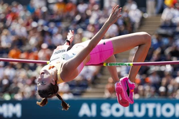 HENGELO - Yaroslava Mahuchikh (Ukraine) in action in the high jump during the 45th edition of the FBK Games. The most important international athletics competition in the Netherlands is taking place in Hengelo. VINCENT JANNINK ANP xVIxANPxSportx xxANPxIVx 561584186 originalFilename: 561584186.jpg