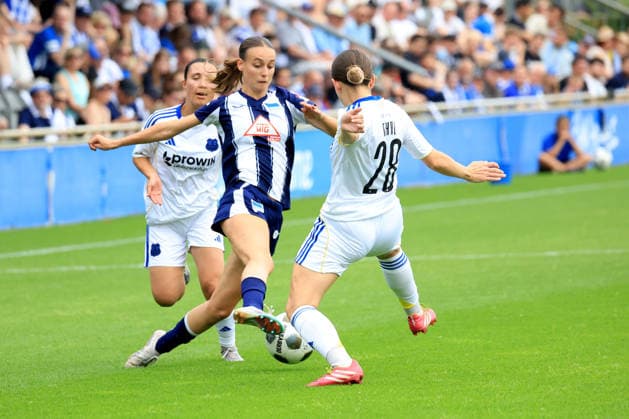 DEU, DFL, 1. FBL Frauen, Hertha BSC vs 1.FC Saarbruecken, 21.06.2026, Amateurstadion, Berlin, DEU, DFL, 1. FBL Frauen, Hertha BSC vs 1.FC Saarbruecken, im Bild LOTTE REIMOLD (Hertha BSC Frauen 28), Larissa Theil (Saarbruecken 28) *** DEU, DFL, 1st Womens Bundesliga, Hertha BSC vs. 1 FC Saarbrücken, June 21, 2026, Amateur Stadium, Berlin, DEU, DFL, 1st Womens Bundesliga, Hertha BSC vs. 1 FC Saarbrücken, pictured nordphotoxGmbHx xEngler nph00076