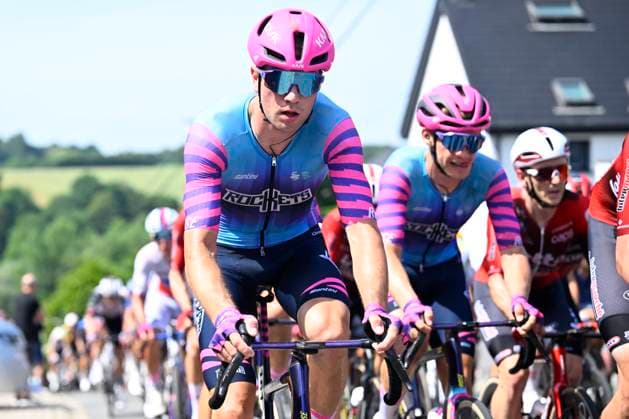 Baloise Belgium Tour 2026 Stage 5 HOEILAART, BELGIUM - JUNE 21 : Rider of Team Unibet Rose Rockets during stage 5 of the 95th edition of Baloise Tour of Belgium an UCI ProSeries 2.Pro cycling road race stage for Men Elite of 183.6 km with start in Gingelom and finish in Hoeilaart on June 21, 2026 in Hoeilaart, Belgium, 21 06 2026 ( Motordriver Stephan Boone - Hoeilaart Belgium  Copyright: xTomasxSiskx