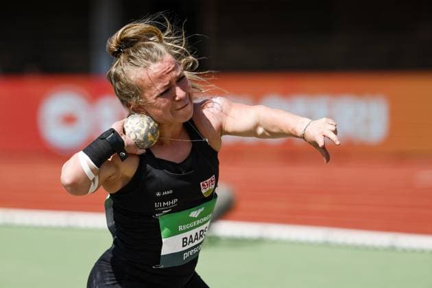 HENGELO - Lara Baars (Netherlands) in action in the shot put event for para-athletes at the 45th edition of the FBK Games. The Netherlands most important international athletics competition is taking place in Hengelo. VINCENT JANNINK ANP xVIxANPxSportx xxANPxIVx 561586503 originalFilename: 561586503.jpg