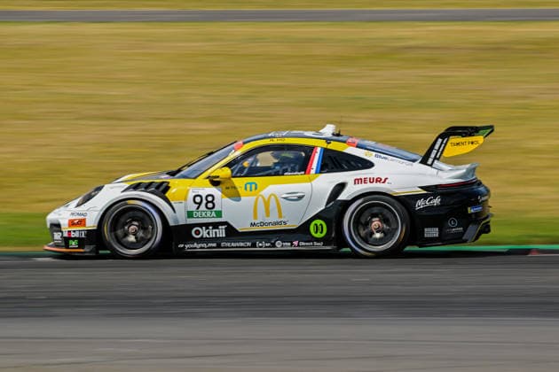 Porsche Sixt Carrera Cup Deutschland, Dekra Lausitzring 2026 21.06.2026 ab 9.00 Uhr Schipkau OT Klettwitz, Dekra Lausitzring Im Foto: 98 Nick Ho (NL) Team GP Elite Porsche Sixt Carrera Cup Deutschland, Dekra Lausitzring 2026 Schipkau OT Klettwitz Brandenburg Deutschland *** Porsche Sixt Carrera Cup Germany, Dekra Lausitzring 2026, June 21, 2026, starting at 9 Copyright: xEHLxMedia MichelxKöhlerx 20262106-Porsche Carrera Cup -Dekra-Lausitzring_005