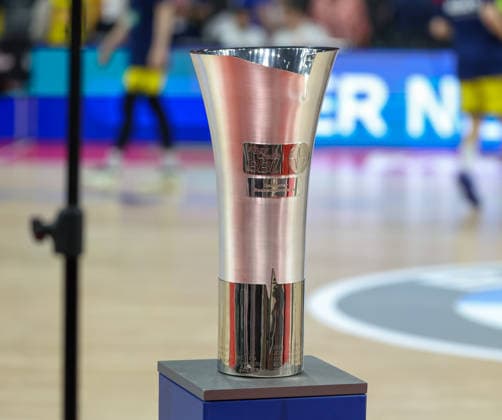 Der Meister-Pokal der easycredit Basketball Bundesliga, GER, FC Bayern Basketball vs. Alba Berlin, Basketball, easycredit Basketball Bundesliga, Playoffs, Finale, Spiel 5, Saison 2025 2026, 21.06.2026, GER, FC Bayern Basketball vs. Alba Berlin, Basketball, easycredit Basketball Bundesliga, Playoffs, Finale, Spiel 5, Saison 2025 2026, 21.06.2026 Muenchen *** The easycredit Basketball Bundesliga Championship Cup, GER, FC Bayern Basketball vs. Alba Berlin, Basketball, easycredit Basketball Bundesliga, Playoffs, Finals, Game 5, 2025–2026 Season, June 21, 2026, GER, FC Bayern Basketball vs. Alba Berlin, Basketball, easycredit Basketball Bundesliga, Playoffs, Finals, Game 5, 2025–2026 Season, June 21, 2026, Munich,detected_source_language Copyright: xEibner-Pressefoto JennixMaulx EP_JML