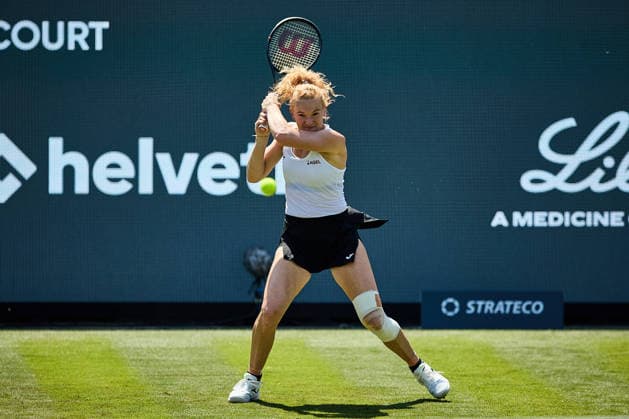 June 21, 2026, Bad Homburg, Hessen, Germany: Katerina Siniakova of Czech Republic returns with backhand to Liudmila Samsonova during the BAD HOMBURG OPEN powered by SOLARWATTT- WTA500 - Womens Tennis, 21.6.2026 in Bad Homburg (Tennis-Club Bad Homburg), Germany - Photo: Tennis 2026: Bad Homburg Open - WTA500: SAMSONOVA 6:3 7:5 SINIAKOVA  - ZUMAs343 20260621_zsp_s343_023 Copyright: xMathiasxSchulzx