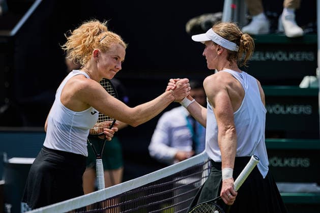 June 21, 2026, Bad Homburg, Hessen, Germany: Katerina Siniakova of Czech Republic, Liudmila Samsonova shaking hands after their Match during the BAD HOMBURG OPEN powered by SOLARWATTT- WTA500 - Womens Tennis, 21.6.2026 in Bad Homburg (Tennis-Club Bad Homburg), Germany - Photo: Tennis 2026: Bad Homburg Open - WTA500: SAMSONOVA 6:3 7:5 SINIAKOVA  - ZUMAs343 20260621_zsp_s343_032 Copyright: xMathiasxSchulzx
