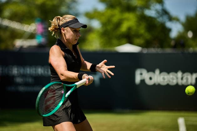 June 21, 2026, Bad Homburg, Hessen, Germany: Anna Blinkova returns with forehand to Solana Sierra of Argentina during the BAD HOMBURG OPEN powered by SOLARWATTT- WTA500 - Womens Tennis, 21.6.2026 in Bad Homburg (Tennis-Club Bad Homburg), Germany - Photo: Tennis 2026: Bad Homburg Open - WTA500: SIERRA 3:6 7:5 6:4 BLINKOVA  - ZUMAs343 20260621_zsp_s343_035 Copyright: xMathiasxSchulzx