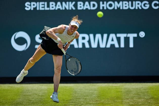 June 21, 2026, Bad Homburg, Hessen, Germany: Liudmila Samsonova serves to Katerina Siniakova of Czech Republic during the BAD HOMBURG OPEN powered by SOLARWATTT- WTA500 - Womens Tennis, 21.6.2026 in Bad Homburg (Tennis-Club Bad Homburg), Germany - Photo: Tennis 2026: Bad Homburg Open - WTA500: SAMSONOVA 6:3 7:5 SINIAKOVA  - ZUMAs343 20260621_zsp_s343_041 Copyright: xMathiasxSchulzx
