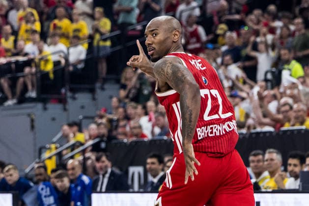 MUNICH, GERMANY - JUNE 21: Isiaha Mike (FC Bayern Muenchen, 22) cheers during the easyCredit Basketball Bundesliga Playoffs Final Game 5 match between FC Bayern Muenchen vs. Alba Berlin at SAP Garden on June 21, 2026 in Munich, Germany. Bavaria Germany Copyright: xSteffiexWunderlx