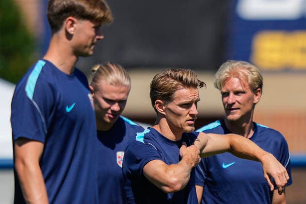 Fotball-VM 2026 Greensboro, USA 20260621. Norges Erling Braut Haaland, Martin odegaard og Morten Thorsby under en trening med Norges herrelandslag i fotball pa The University of North Carolina Greensboro (UNCG). Foto: Fredrik Varfjell NTB Greensboro USA EDITORIAL USE ONLY. RESTRICTED USE FOR BETTING COMPANIES Ref:_SPOa9JfcWXPtls.jpg *** 2026 FIFA World Cup, Greensboro, USA, June 21, 2026  Copyright: xFredrikxVarfjellx xNTBx