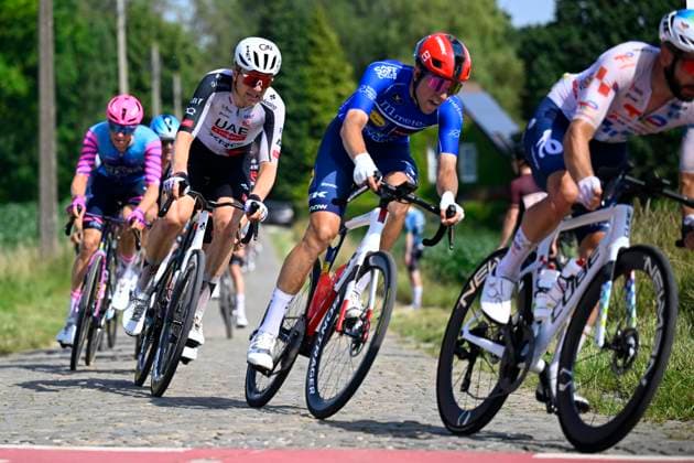 Baloise Belgium Tour 2026 Stage 5 HOEILAART, BELGIUM - JUNE 21 : Vermeersch Florian (BEL) of UAE Team Emirates XRG in action during stage 5 of the 95th edition of Baloise Tour of Belgium an UCI ProSeries 2.Pro cycling road race stage for Men Elite of 183.6 km with start in Gingelom and finish in Hoeilaart on June 21, 2026 in Hoeilaart, Belgium, 21 06 2026 ( Motordriver Stephan Boone - Hoeilaart Belgium  Copyright: xTomasxSiskx