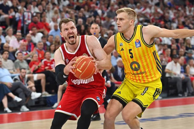 Andreas OBST (FCB), Aktion,Zweikampf gegen Sam GRIESEL (Alba Berlin). Basketball BBL,Saison 2025 2026 Play Off Finale Spiel 5, FC Bayern Muenchen - Alba Berlin am 21.06.2026 S A P G A R D EN *** Andreas OBST (FCB), Action, One-on-one against Sam GRIESEL (Alba Berlin), Basketball, BBL, 2025–2026 Season, Playoff Finals, Game 5, FC Bayern Munich vs. Alba Berlin on June 21, 2026, S A P G A R D EN,detected_source_language