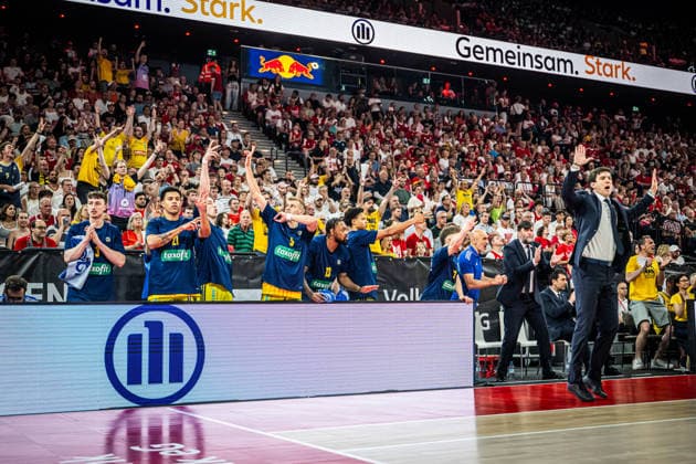 Basketball München 21.06.2026 Saison 2025 2026 EasyCredit BBL 1. Bundesliga Playoffs Finale Spiel 5 Männer, Herren FC Bayern München - Alba Berlin Jubel Alba *** Basketball Munich June 21, 2026 2025–2026 Season EasyCredit BBL 1 Bundesliga Playoffs Finals Game 5 Mens Division FC Bayern Munich vs. Alba Berlin Alba Celebrates,detected_source_language