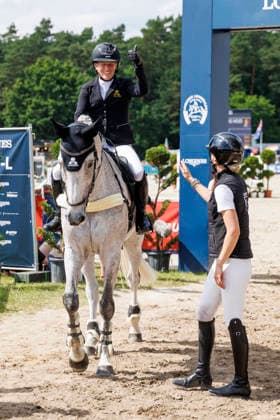 LUHMÜHLEN - Longines Horse Trail 2026, LUHMÜHLEN - Longines Horse Trail 2026 HANSEN-HOTOPP Malin (GER), Carlitos Quidditch K Teilprüfung Springen Show Jumping CCI4*-S Meßmer Trophy Deutsche Meisterschaft 2026 Luhmühlen, Turniergelände 21. June 2026 - *** LUHMÜHLEN Longines Horse Trail 2026, LUHMÜHLEN Longines Horse Trail 2026 HANSEN HOTOPP Malin GER, Carlitos Quidditch K, Show Jumping CCI4 S Meßmer Trophy German Championship 2026, Luhmühlen, competition grounds, June 21, 2026,detected_source_language