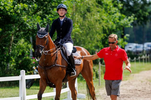 LUHMÜHLEN - Longines Horse Trail 2026, LUHMÜHLEN - Longines Horse Trail 2026 MINDER Nadja (SUI), Top Job s Jalisco, DOEHRING Marcus (Disziplintrainer SUI) Teilprüfung Springen Show Jumping CCI4*-S Meßmer Trophy Deutsche Meisterschaft 2026 Luhmühlen, Turniergelände 21. June 2026 - *** LUHMÜHLEN Longines Horse Trail 2026, LUHMÜHLEN Longines Horse Trail 2026 MINDER Nadja SUI, Top Job s Jalisco, DOEHRING Marcus, Discipline Coach (SUI), Show Jumping CCI4 S Meßmer Trophy German Championship 2026, Luhmühlen, Competition Grounds, June 21, 2026,detected_source_language