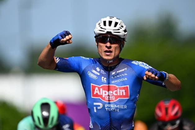 Belgian Jasper Philipsen of Alpecin-Premier Tech celebrates after winning stage 5 of the Baloise Belgium Tour cycling race, 183,6km from Gingelom to Hoeilaart, on Sunday 21 June 2026. The Baloise Belgium Tour takes place from 17 to 21 June. JASPERxJACOBS  x178618171x