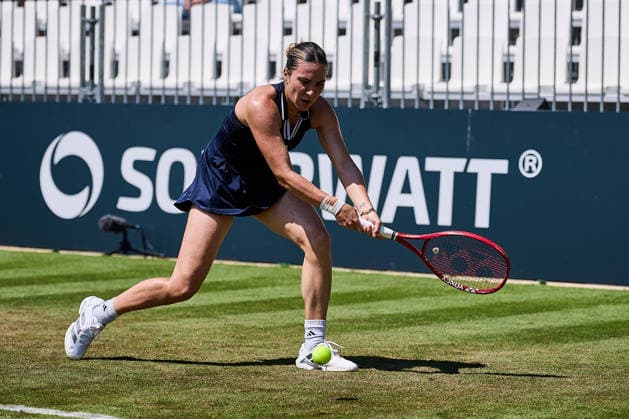 June 21, 2026, Bad Homburg, Hessen, Germany: Elena-Gabriela Ruse of Romania returns with backhand to Taylor Townsend of United States during the BAD HOMBURG OPEN powered by SOLARWATTT- WTA500 - Womens Tennis, 21.6.2026 in Bad Homburg (Tennis-Club Bad Homburg), Germany - Photo: Tennis 2026: Bad Homburg Open - WTA500: RUSE 6:4 7:5 TOWNSEND  - ZUMAs343 20260621_zsp_s343_076 Copyright: xMathiasxSchulzx