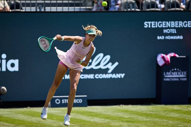 June 21, 2026, Bad Homburg, Hessen, Germany: Katie Boulter of Great Britain serves to Leylah Fernandez of Canada during the BAD HOMBURG OPEN powered by SOLARWATTT- WTA500 - Womens Tennis, 21.6.2026 in Bad Homburg (Tennis-Club Bad Homburg), Germany - Photo: Tennis 2026: Bad Homburg Open - WTA500: FERNANDEZ 6:7 6:3 6:3 BOULTER  - ZUMAs343 20260621_zsp_s343_098 Copyright: xMathiasxSchulzx