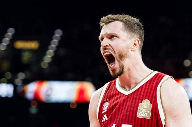 MUNICH, GERMANY - JUNE 21: Andreas Andi Obst (FC Bayern Muenchen, 13) cheering, emotional during the easyCredit Basketball Bundesliga Playoffs Final Game 5 match between FC Bayern Muenchen vs. Alba Berlin at SAP Garden on June 21, 2026 in Munich, Germany. Bavaria Germany Copyright: xSteffiexWunderlx