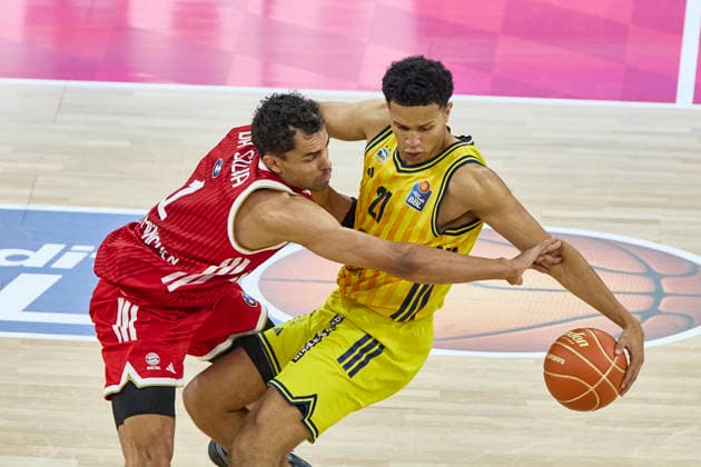 Deutsche Basketball Bundesliga (BBL), FC Bayern München Basketball vs ALBA Berlin, München FC Bayern Basketball, Berlin ALBA, 2026-06-21 in München (SAP Garden) RATAJ Michael (ALBA Berlin Power Forward (PF) Nr21-BER21), DA SILVA Oscar (FC Bayern München Basketball Power Forward (PF) Nr1-FCBB1) sportworld München SAP Garden Bayern Deutschland *** German Basketball Bundesliga (BBL), FC Bayern Munich Basketball vs. ALBA Berlin, Munich FC Bayern Basketball, Berlin ALBA, June 21, 2026, at SAP Garden in Munich