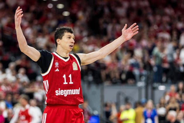 MUNICH, GERMANY - JUNE 21: Vladimir Lucic (FC Bayern Muenchen, 11) frustrated during the easyCredit Basketball Bundesliga Playoffs Final Game 5 match between FC Bayern Muenchen vs. Alba Berlin at SAP Garden on June 21, 2026 in Munich, Germany. Bavaria Germany Copyright: xSteffiexWunderlx