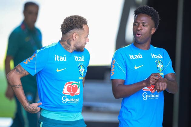 Fußball, WM 2026, 20260621, Training Brasilien. Im Bild v.l. NEYMAR (Brasilien, 10), VINICIUS JUNIOR (Brasilien, 7). Morristown RWJBarnabas Health - Red Bulls P New Jersey Vereinigte Staaten von Amerika *** Soccer, 2026 World Cup, 20260621, Brazil Training. Pictured from left Copyright: Passion2Press MarkusxFischerx