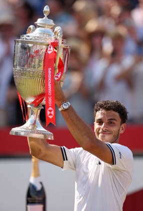Francisco Cerundolo of Argentina celebrates with the trophy HSBC Queen s Club Championships, Day Sixteen, Tennis, Queen s Club, West Kensington, London, UK - 21 Jun 2026London Queen s Club United Kingdom  Copyright: xEllaxLing Shutterstockx 16929308af