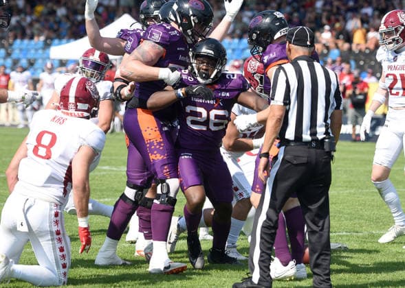 21.06.2026, xhbx, American Football EFA European Football Alliance, Frankfurt Galaxy - Prague Lions v.l. Antony Marvyn Bouembe (Frankfurt Galaxy) Touchdown Jubel zum 6:0 (DFL DFB REGULATIONS PROHIBIT ANY USE OF PHOTOGRAPHS as IMAGE SEQUENCES and or QUASI-VIDEO) Frankfurt am Main *** June 21, 2026, xhbx, American Football EFA European Football Alliance, Frankfurt Galaxy vs. Prague Lions – Antony Marvyn Bouembe, Frankfurt Galaxy, celebrating a touchdown, 6–0. DFL and DFB regulations prohibit any use of photographs as image sequences and or quasi-video. Frankfurt am Main,detected_source_language