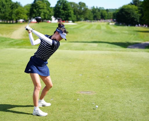 BELMONT, MI - JUNE 21: LPGA, Golf Damen golfer Grace Kim plays her tee shot on the 3rd hole on June 21, 2026, during the final round of the LPGA Meijer LPGA Classic for Simply Give at Blythefield Country Club in Belmont, Michigan. (Photo by Brian Spurlock Icon Sportswire) GOLF: JUN 21 LPGA Meijer LPGA Classic for Simply Give EDITORIAL USE ONLY Icon2606219