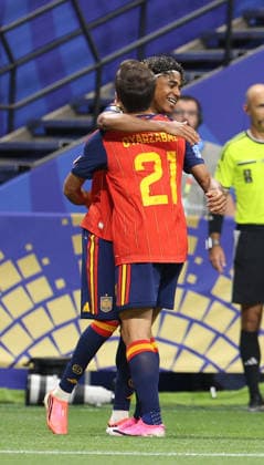Football - FIFA World Cup, WM, Weltmeisterschaft, Fussball 2026 - Spain v Saudi Arabia - Atlanta, USA. Lamine Yamal of Spain celebrates his opening goal during the FIFA World Cup 2026 match between Spain and Saudi Arabia at Atlanta Stadium, Atlanta, USA on 21 June 2026. Atlanta USA  Copyright: xMatrixxImagesx xLynnexGleesonx